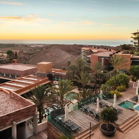 Salobre & Serenity Hotel